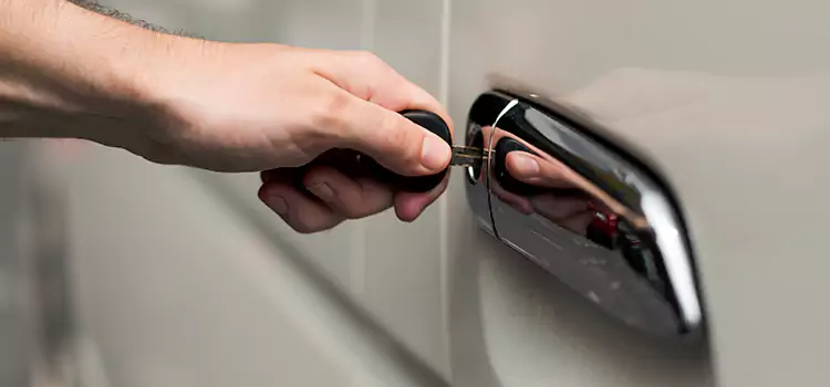 Why Choose Our Auto Locksmith Team in Visalia, CA?